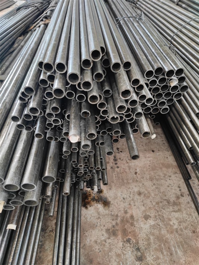 漯河精密光亮无缝钢管厂